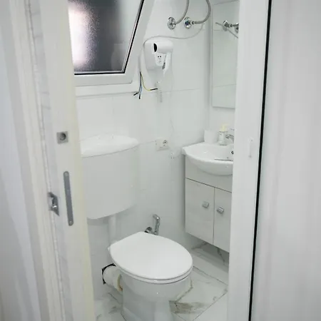 Seven7 Couette-café 4*